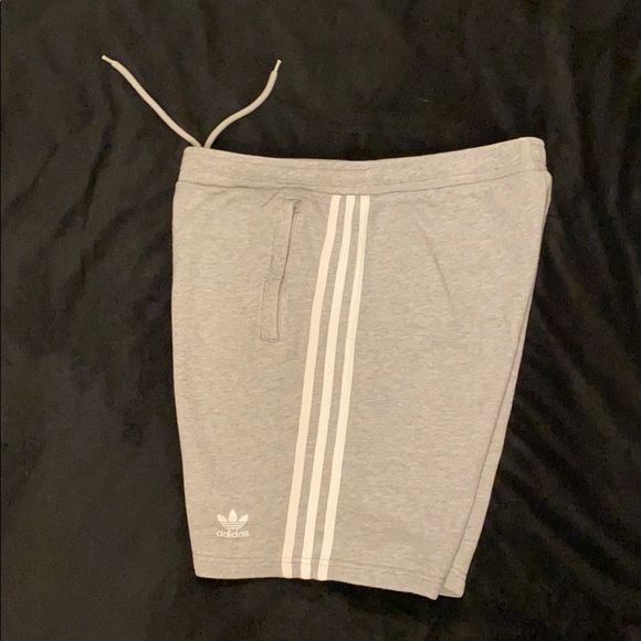 Adidas shorts - Picture 2 of 2